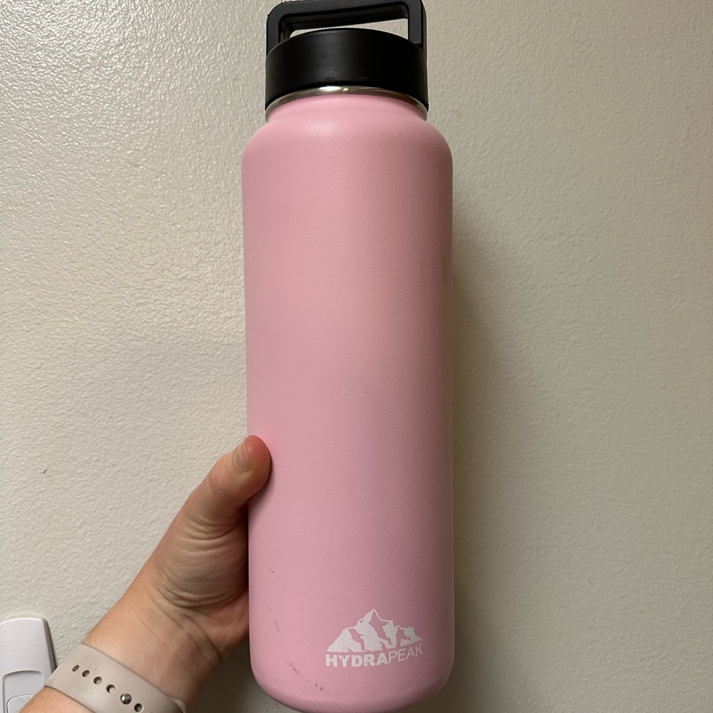 Hydro peak 40oz water bottle